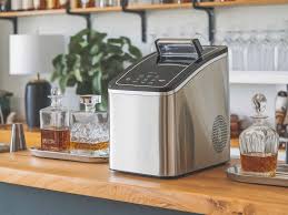 The Ultimate Ice Maker for Home Bar Review: A Pro’s Guide