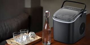How to Use a Portable Ice Maker Like a Pro