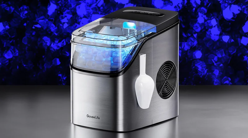 Portable ice maker for camping
